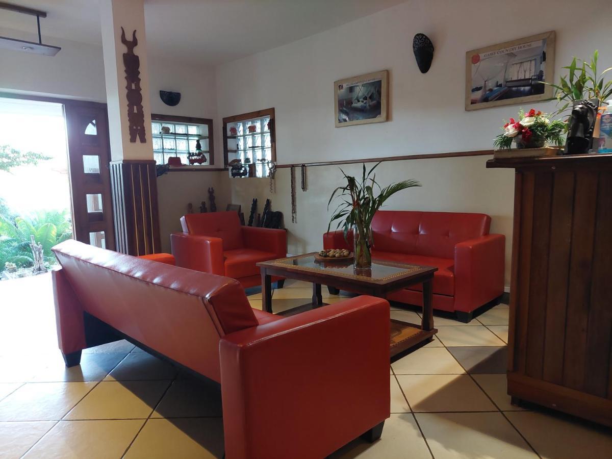 Island Continent Hotel Ivato  Ngoại thất bức ảnh
