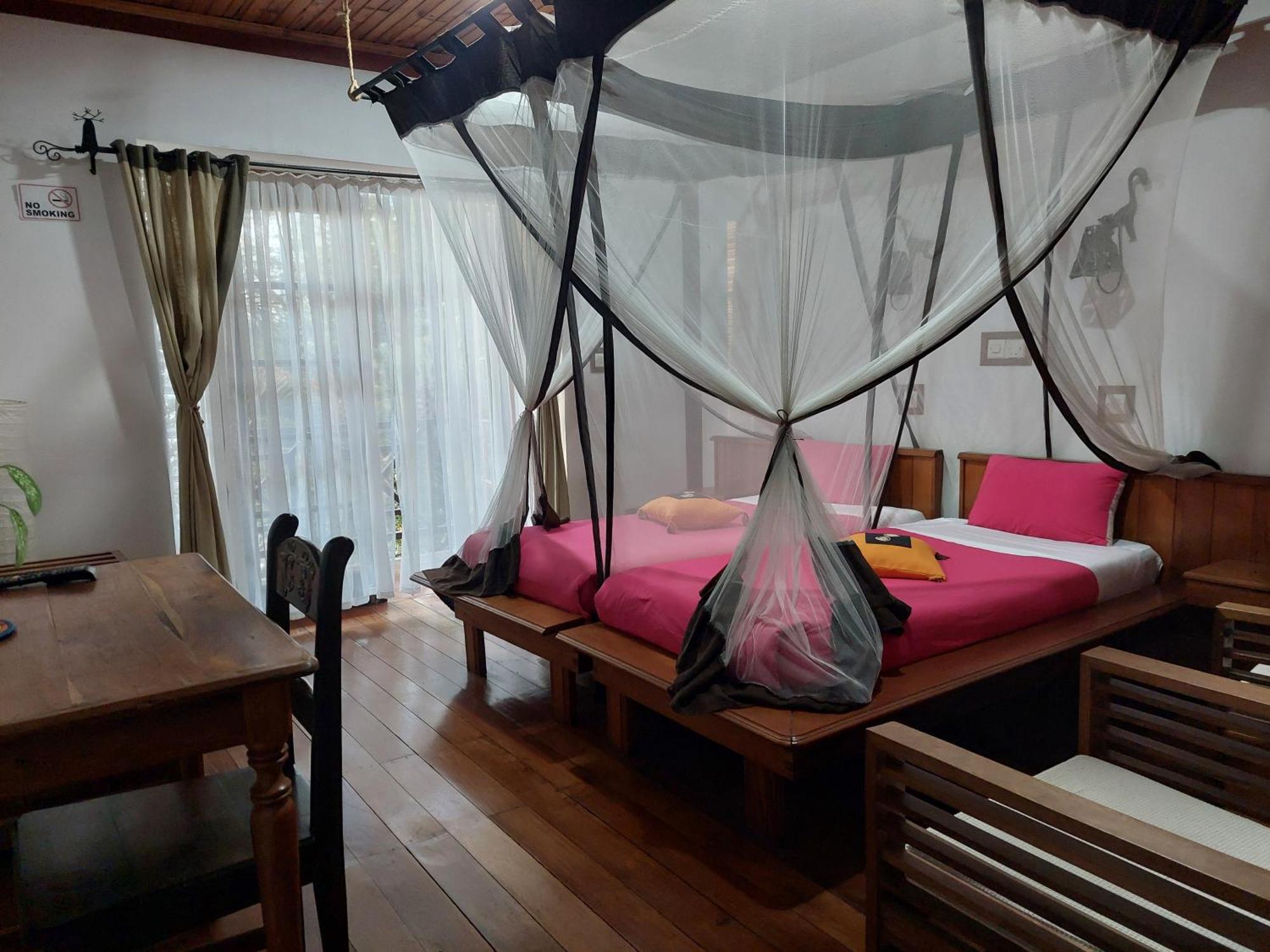 Island Continent Hotel Ivato  Ngoại thất bức ảnh