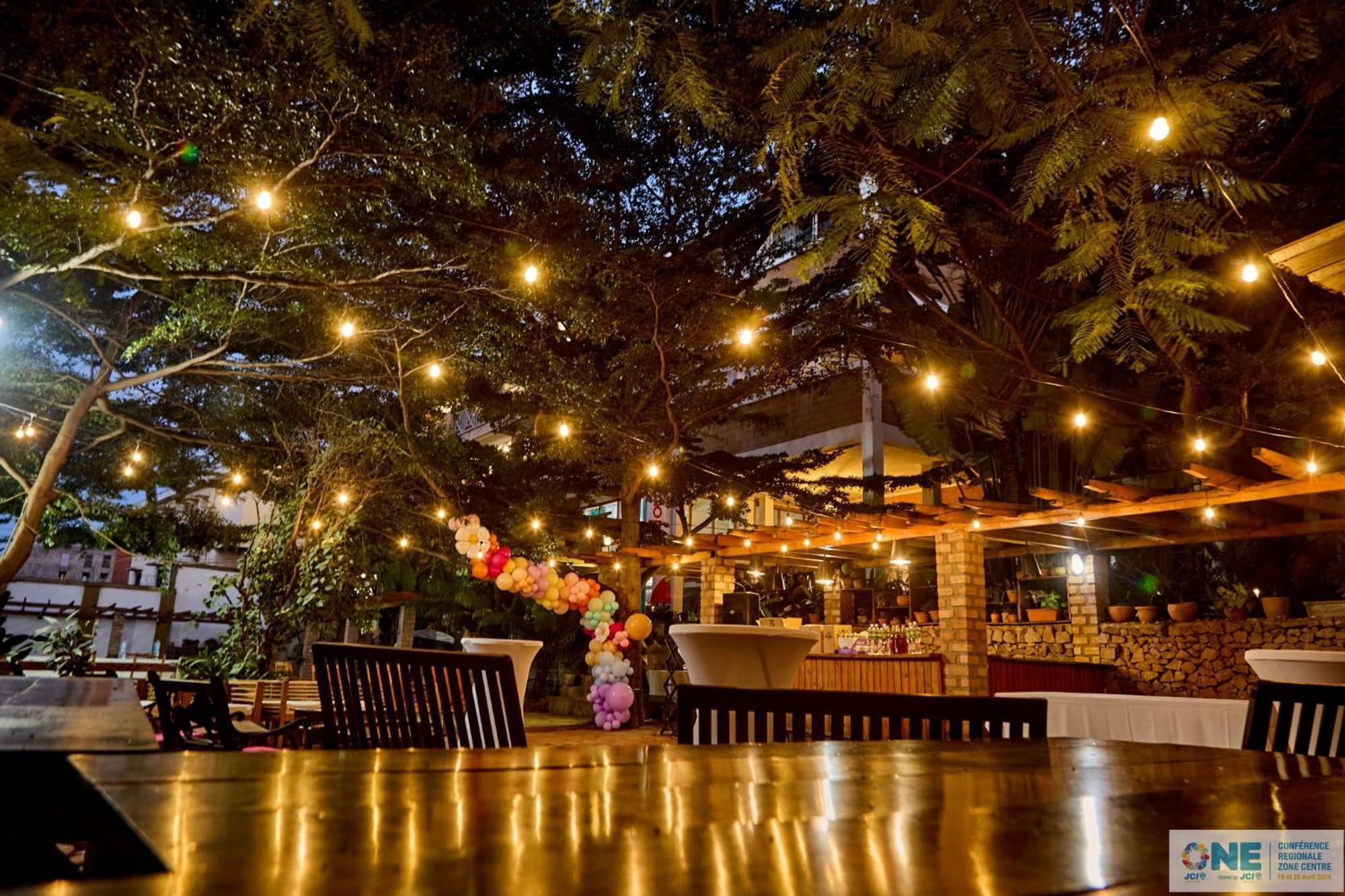 Island Continent Hotel Ivato  Ngoại thất bức ảnh