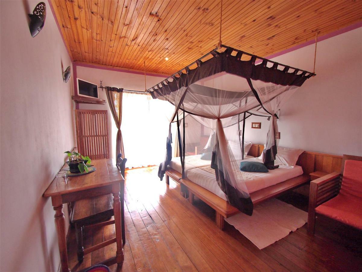Island Continent Hotel Ivato  Ngoại thất bức ảnh